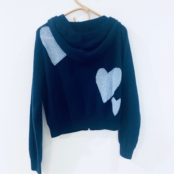 BRODIE Cashmere 100% cashmere zip up heart hoodie in Navy - Picture 4 of 9